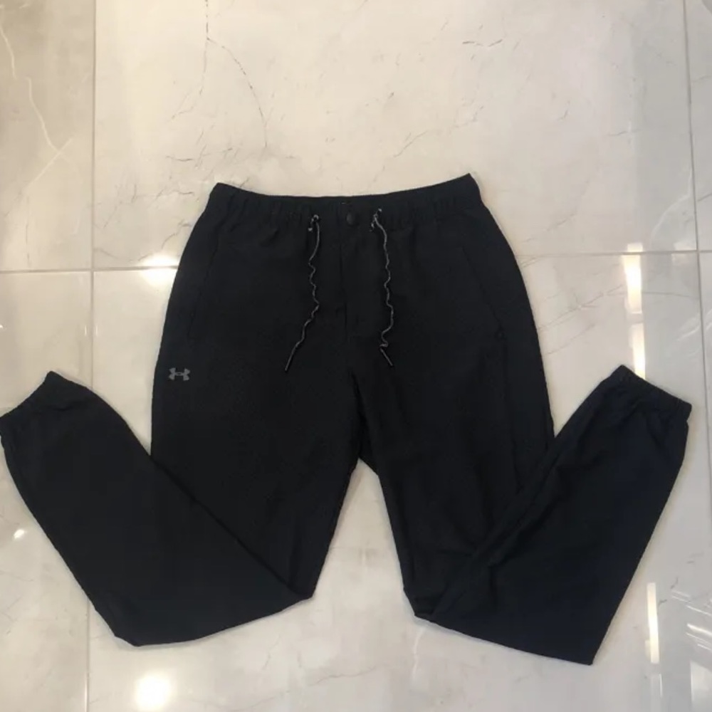 Grandeur XS, UNDER ARMOUR.